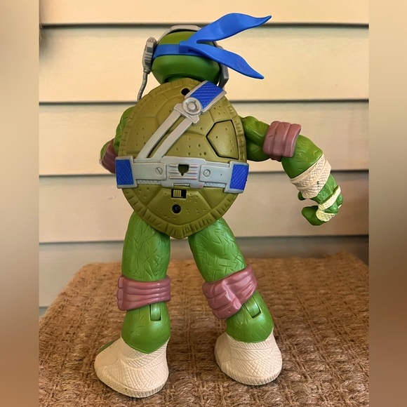 Teenage Mutant Ninja Turtles Leonardo TMNT Figures 2014 Playmates 12” Tall Blue - Picture 2 of 6